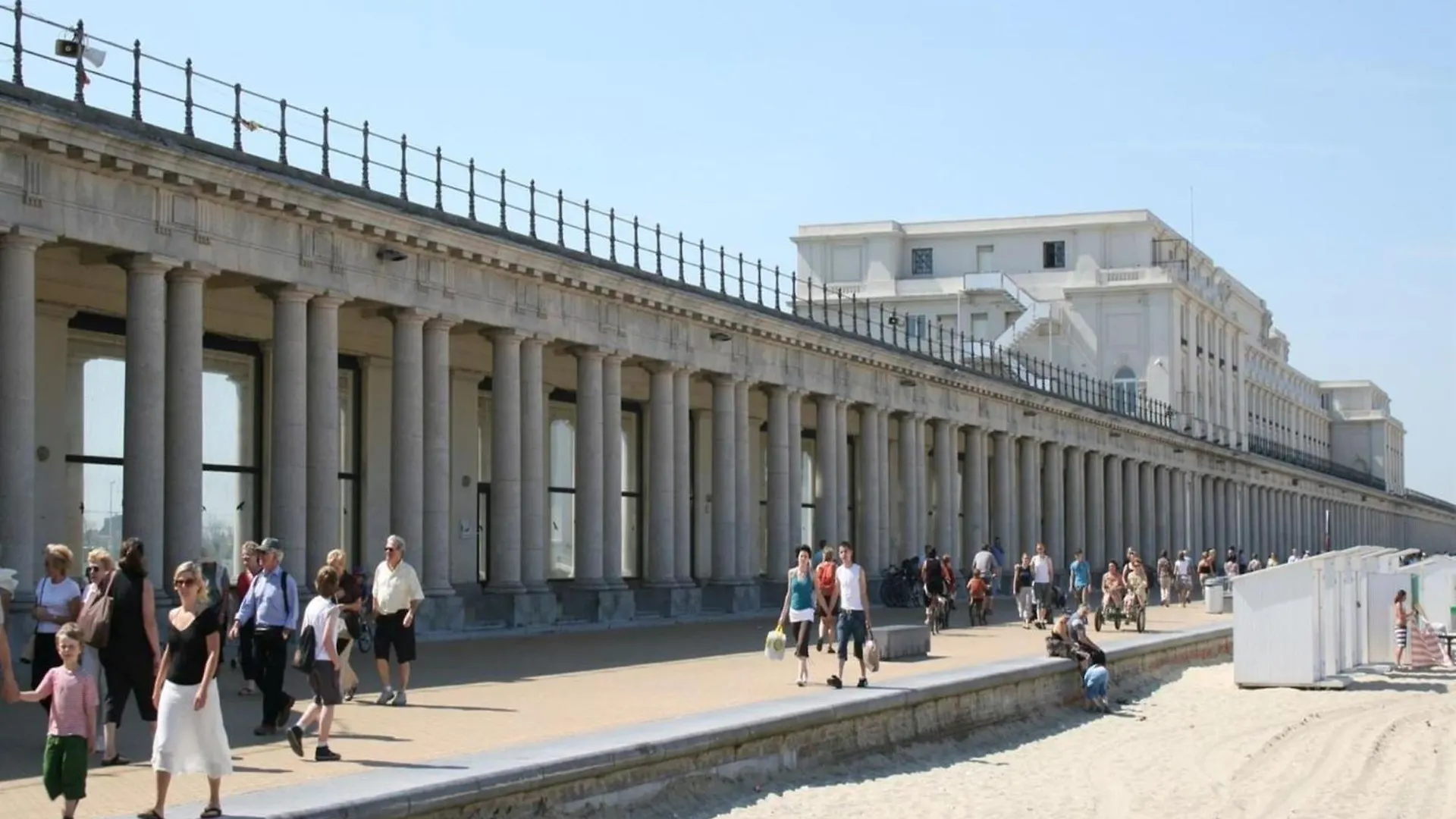 Great Apartment With View Ostende